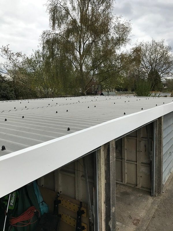 Asbestos roof removal